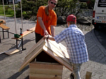 praktische workshops fachgerecht begeleitet - hier holzworkshop bei eigenheim & garten in bad vilbel