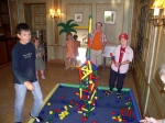 praktische workshops, sport und spiel - hier bauen mit maxi magnetics bei hochzeitsfeier im hotel k�fernberg in 	h�rstein